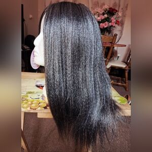 NWT Womens Gorgous Brazilian Grey Long Full Wig.